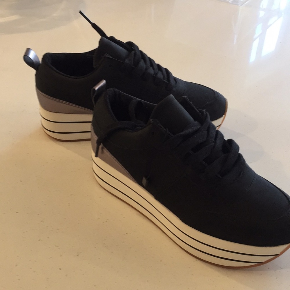 Zara platform canvas loafers